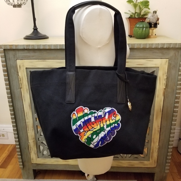 Michael Kors♥Heart Patch Tote ナイロントートバッグ Michael Kors♥Heart Patch Tote ナイロントートバッグ